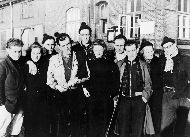 081004 groesser - Mit voller Überzeugung - Die Falken - Die Falken