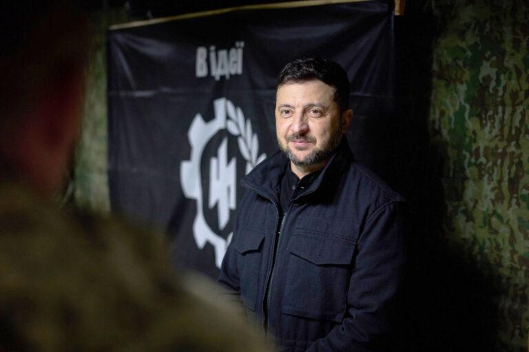 090401 Ukraine Fans - Mit Faschisten gegen Russland - Evelyn Deller - Evelyn Deller