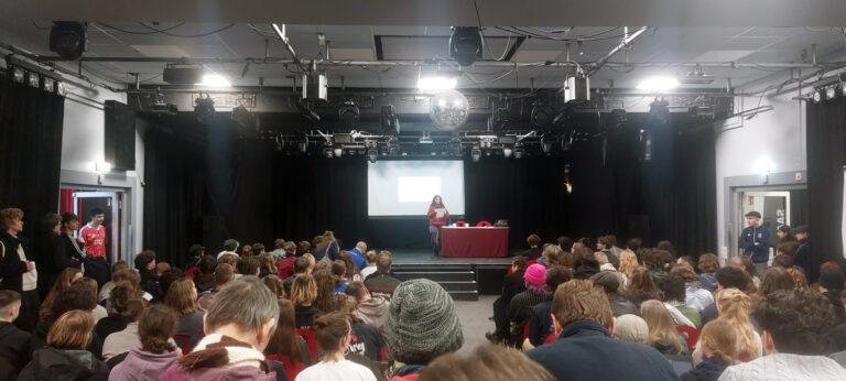 1000025581 - Klares Signal - Aktion - Aktion