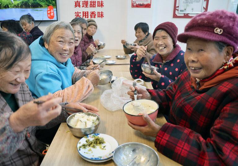 101201 - Freude am Leben - Seniorinnen - Seniorinnen