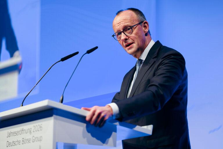 120301 Sozialstaat - Verfassungsfeinde bekämpfen! - Wirtschaft & Soziales - Wirtschaft & Soziales