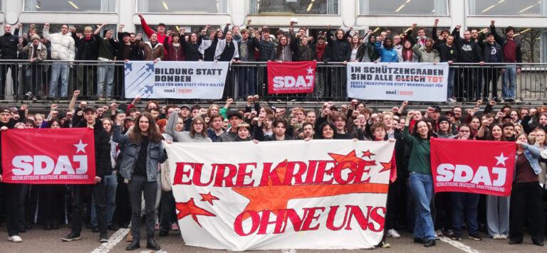 130503 Keller SDAJ - Entschlossen solidarisch - Armutsrisiko - Armutsrisiko