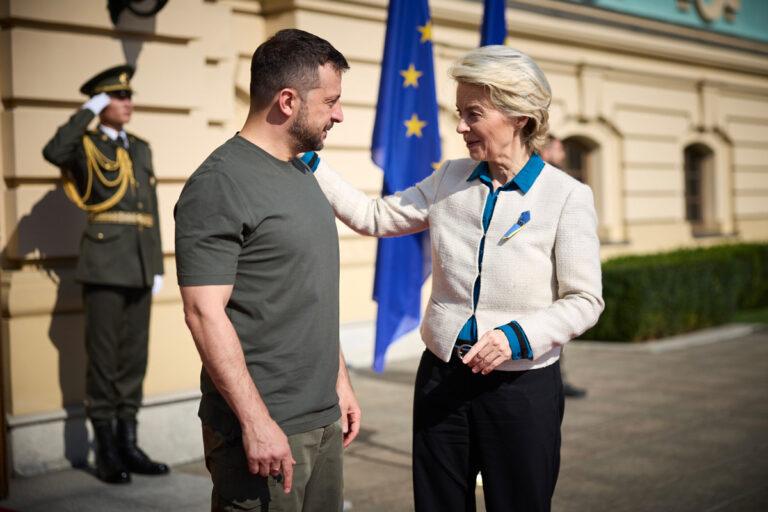 140702 Ukraine - Spaltpilz Ukraine - Europäische Union - Europäische Union