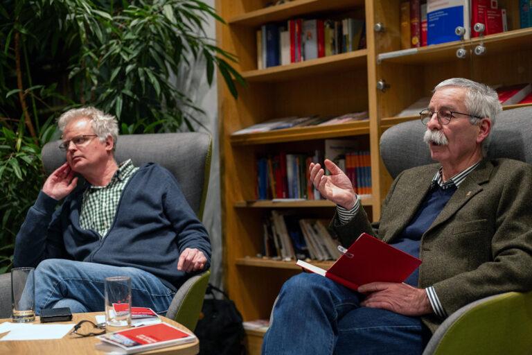 2026 01 28 Lesung Streik doch einfach mit DSC0497 Bearbeitet - Für das Kapital ist DuMont ein Vorbild - Peter Trinogga - Peter Trinogga