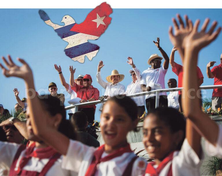 1401 Titelbild - Endlich, die Russen sind da! - §dpa - §dpa