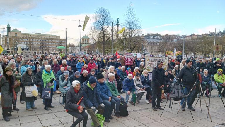 150402 Stuttgart 21 - 800 Montage gegen Stuttgart 21 - Politik - Politik