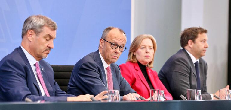 1601 TEST 587492870 - Wem nützt diese Regierung? - Politik - Politik