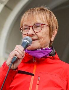 In wessen Interesse? - Anne Rieger, Gewerkschaften gegen Aufrüstung, Kassel, Kriegsverbrechen, Kriegsvorbereitungen, Ostermarsch 2026, Wiedereinführung der Wehrpflicht - Wirtschaft & Soziales 160302 Rieger - In wessen Interesse? - Anne Rieger, Gewerkschaften gegen Aufrüstung, Kassel, Kriegsverbrechen, Kriegsvorbereitungen, Ostermarsch 2026, Wiedereinführung der Wehrpflicht - Wirtschaft & Soziales