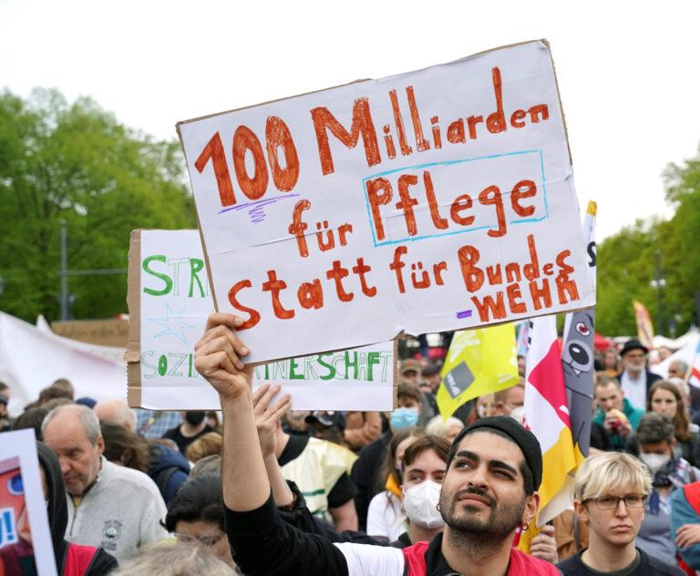 1701 Titel - Wer hat Angst vorm 1. Mai? - DGB - DGB