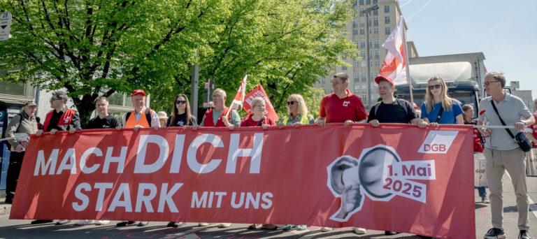 170202 DGB - Einseitiger Klassenkampf - UZ-PLUS - UZ-PLUS