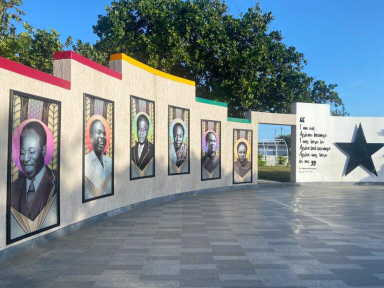 181301 Kwame Nkrumah artworks at Kwame Nkrumah Mausoleum - In der Einheit liegt die Kraft - Organisation für Afrikanische Einheit (OAU) - Organisation für Afrikanische Einheit (OAU)
