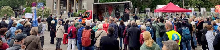 201501 Karlshorst - Unter Ausschluss der Öffentlichkeit - 81. Jahrestag der Befreiung vom Faschismus, Arbeitskreis Frieden der Berliner VVN-BdA, Erklärung der VVN-BdA, Sowjetisches Ehrenmal - Hintergrund