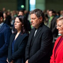 Gen Osten, aber diesmal nicht allein