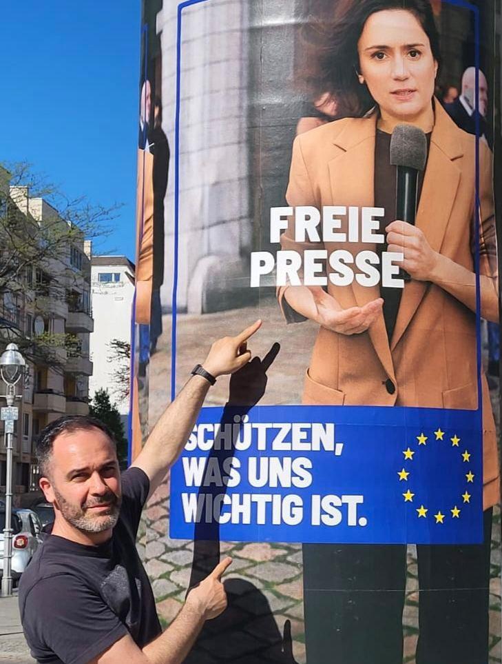 221501 Dogru1 - Macht eure Arbeit, schützt Journalisten! - UZ vom 29. Mai 2026 - UZ vom 29. Mai 2026