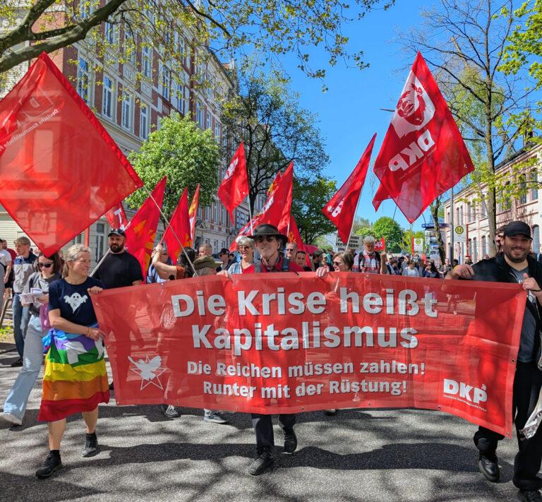 PXL 20260501 091241766 - Keine leisen Spaziergänger - Aktion - Aktion