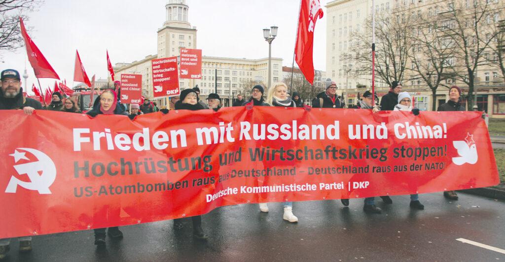 Lasst nicht zu, dass sich der Wahnsinn wiederholt! - 85. Jahrestag des Überfalls auf die Sowjetunion, Erklärung der DKP, Frieden mit Russland, Nie wieder Faschismus – Nie wieder Krieg!, reaktionär-militaristischer Staatsumbau, Völkermord - Hintergrund 251201 - Lasst nicht zu, dass sich der Wahnsinn wiederholt! - 85. Jahrestag des Überfalls auf die Sowjetunion, Erklärung der DKP, Frieden mit Russland, Nie wieder Faschismus – Nie wieder Krieg!, reaktionär-militaristischer Staatsumbau, Völkermord - Hintergrund