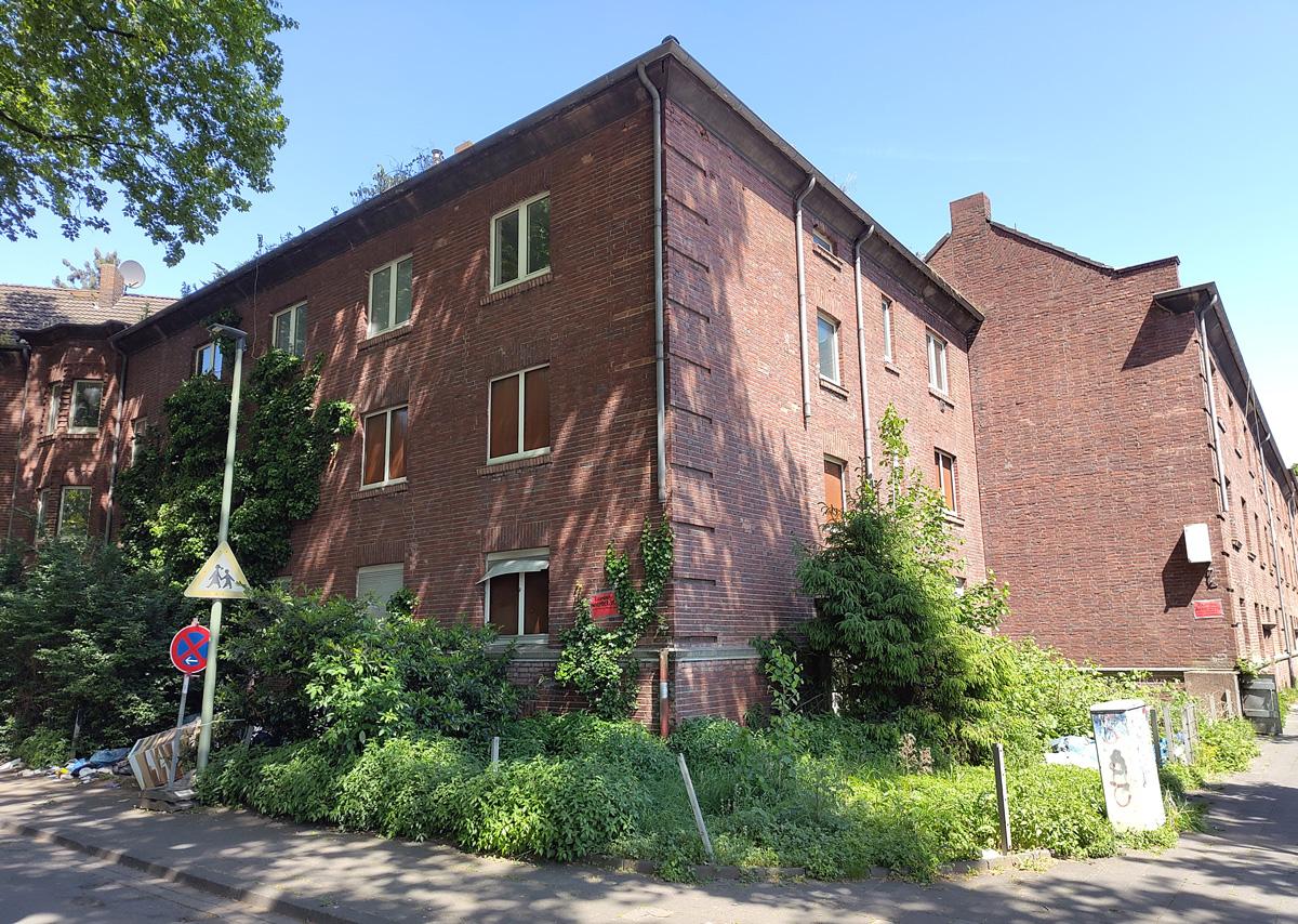 270801 Schrottimmobilie - „In illegale Mietverhältnisse gedrängt“ - UZ vom 3. Juli 2026 - UZ vom 3. Juli 2026