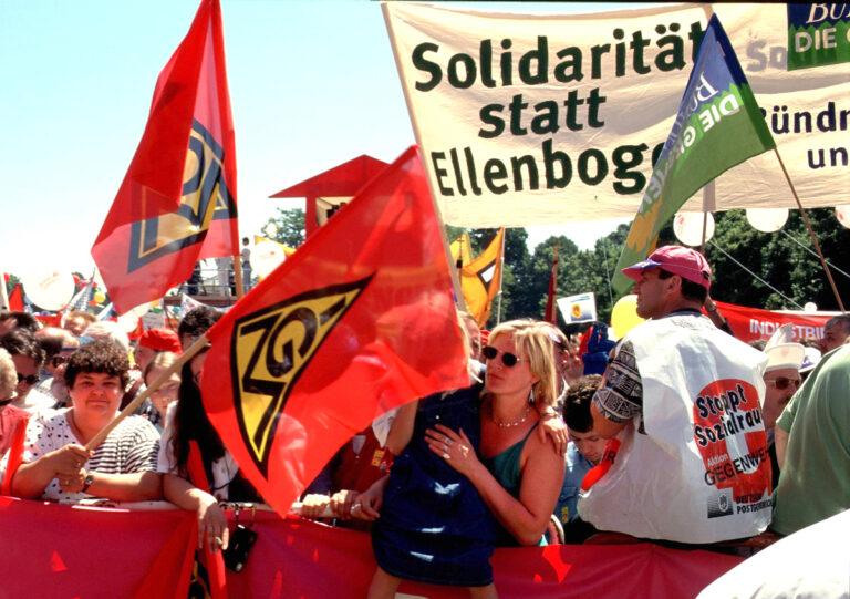 2817 - Der richtige Zeitpunkt ist jetzt! - §dpa, Agenda 2010, Angriff auf den Sozialstaat, Aufruf, Gewerkschaften, Kriegsvorbereitungen, Rentenreform, Sozialabbau, ver.di - Aktion