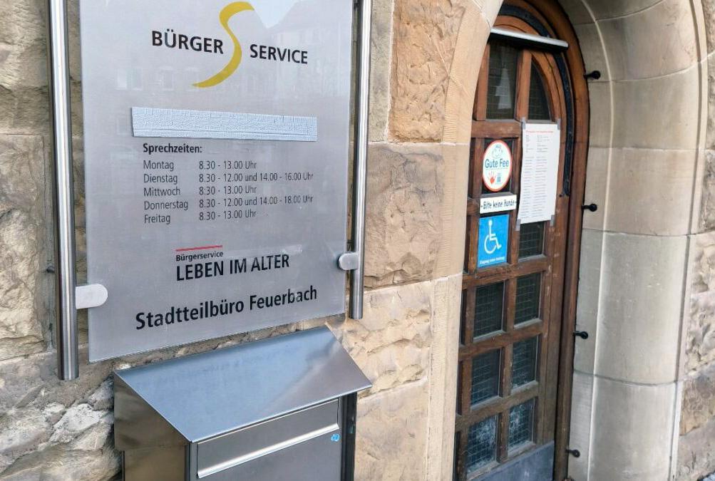 Gegen den Verfall - Kommunale Finanzen, Kriegsvorbereitungen, Wo bleiben die Milliarden? - Kommunalpolitik 310803 Stuttgart - Gegen den Verfall - Kommunale Finanzen, Kriegsvorbereitungen, Wo bleiben die Milliarden? - Kommunalpolitik