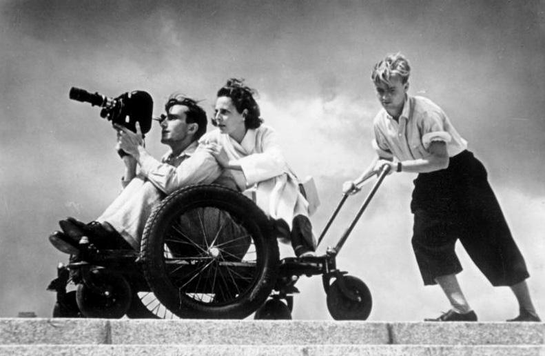 311302 b Olympia36 Riefenstahl - Sommermärchen unter Hakenkreuzen - 1936, Berlin, Faschistische Propaganda, Olympische Spiele, XI. Olympische Sommerspiele in Berlin - Theorie & Geschichte