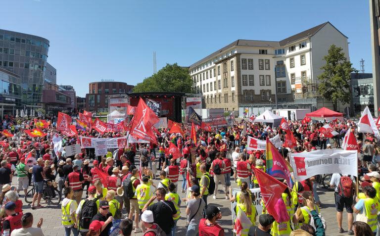 IMG 20260704 112907 web 1 - Den Protest auf die Straße tragen - Blog - Blog