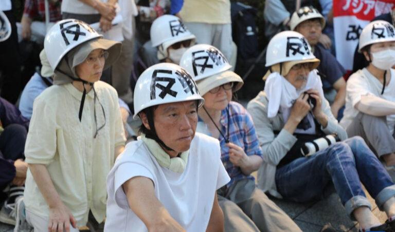 330701 Hiroshima - Gedenken in Zeiten der Aufrüstung - nukleare Abschreckung - nukleare Abschreckung