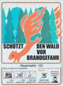 Kohle, Krieg, KI und Klima - CO2-Emissionen, Energieversorgung, Klimakatastrophe, Kohle, Kriegspolitik, Künstliche Intelligenz, Waldbrände - Hintergrund 3508 Waldbrandwarnschild 01 - Kohle, Krieg, KI und Klima - CO2-Emissionen, Energieversorgung, Klimakatastrophe, Kohle, Kriegspolitik, Künstliche Intelligenz, Waldbrände - Hintergrund