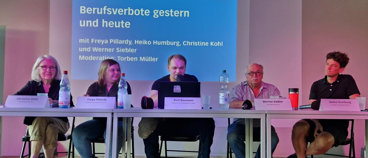 360402 Berufsverbote - Finstere Tradition - Arbeitskampf, Berufsverbote, Christine Kohl, Freya Pillardy, GEW, Heiko Humburg, Personalverordnung, Podiumsdiskussion, UZ-Friedenstage 2026, ver.di, Werner Siebler - Politik