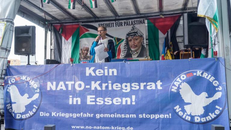 380402 Friedenskonferenz - Gegen die NATO-Kriegskonferenz - Essener Friedenskonferenz - Essener Friedenskonferenz