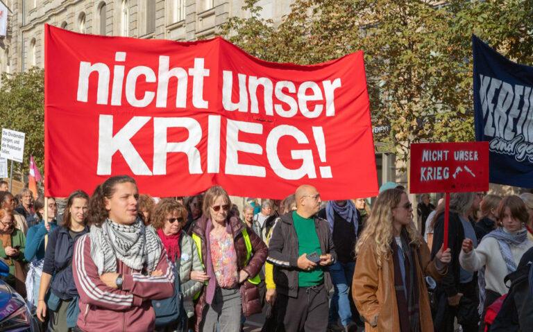 390501 Interview Jutta - Eskalationsspirale stoppen - Politik - Politik