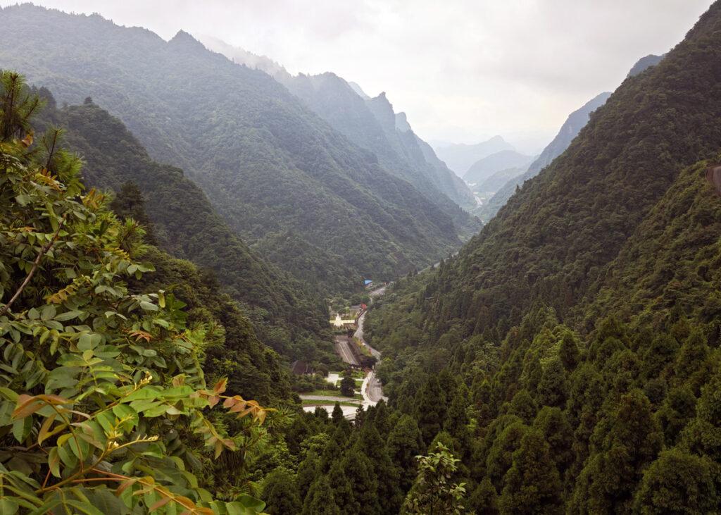 42121305 - Auf den Spuren des Langen Marsches - Langer Marsch, VR China - Hintergrund