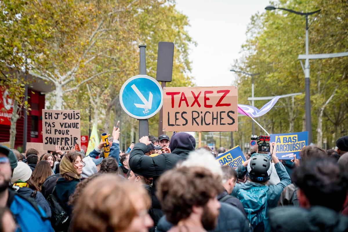 Verleumderisches Theater - UZ vom 30. Oktober 2026 - UZ vom 30. Oktober 2026 440701 frankreich - Verleumderisches Theater - UZ vom 30. Oktober 2026 - UZ vom 30. Oktober 2026
