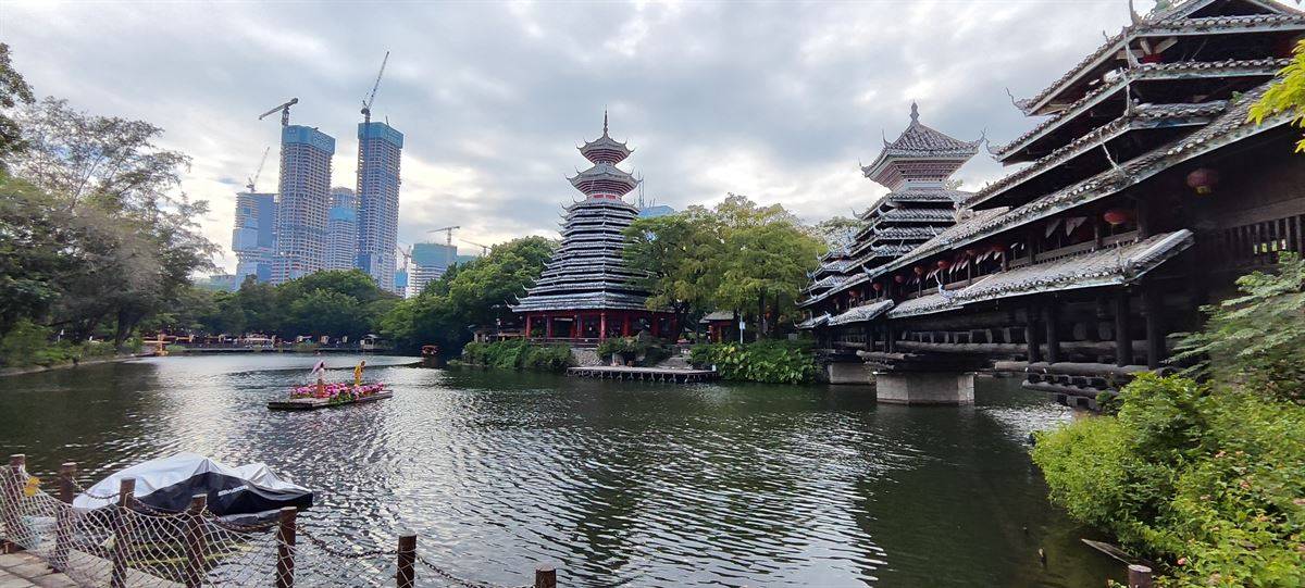 20251024 Shenzhen Splendid China Park 51 updraft pre smush original - UZ-Reise in die Volksrepublik China - -